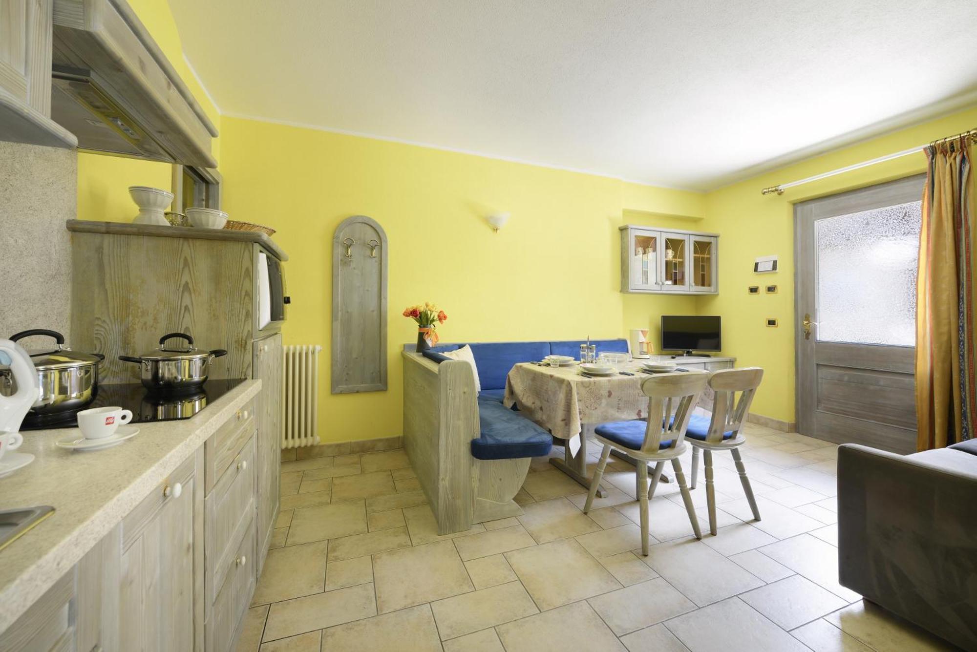 Residence Le Cascate Livigno Bagian luar foto